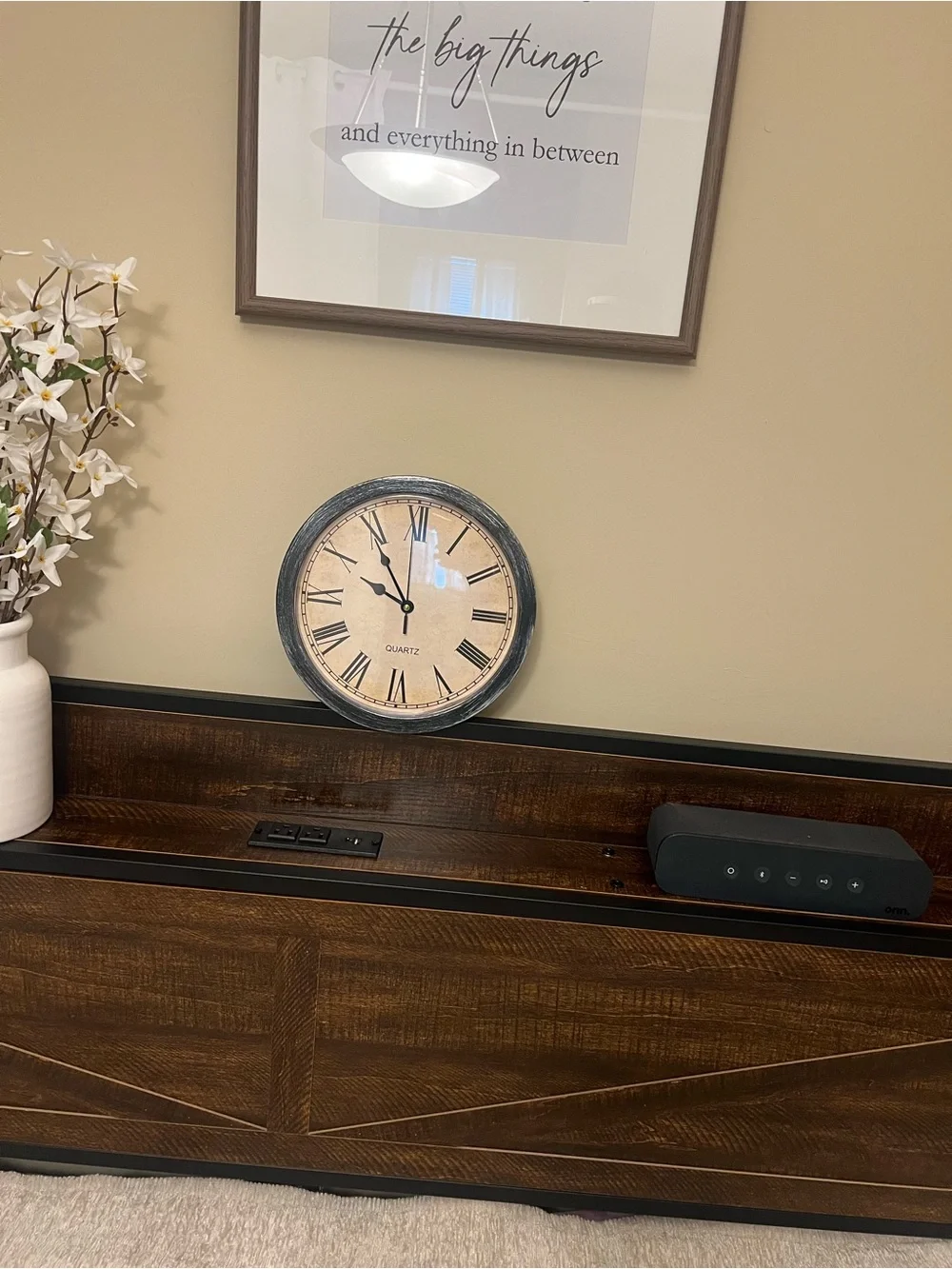 Vintage Style Round Wall Clock with storage compartment